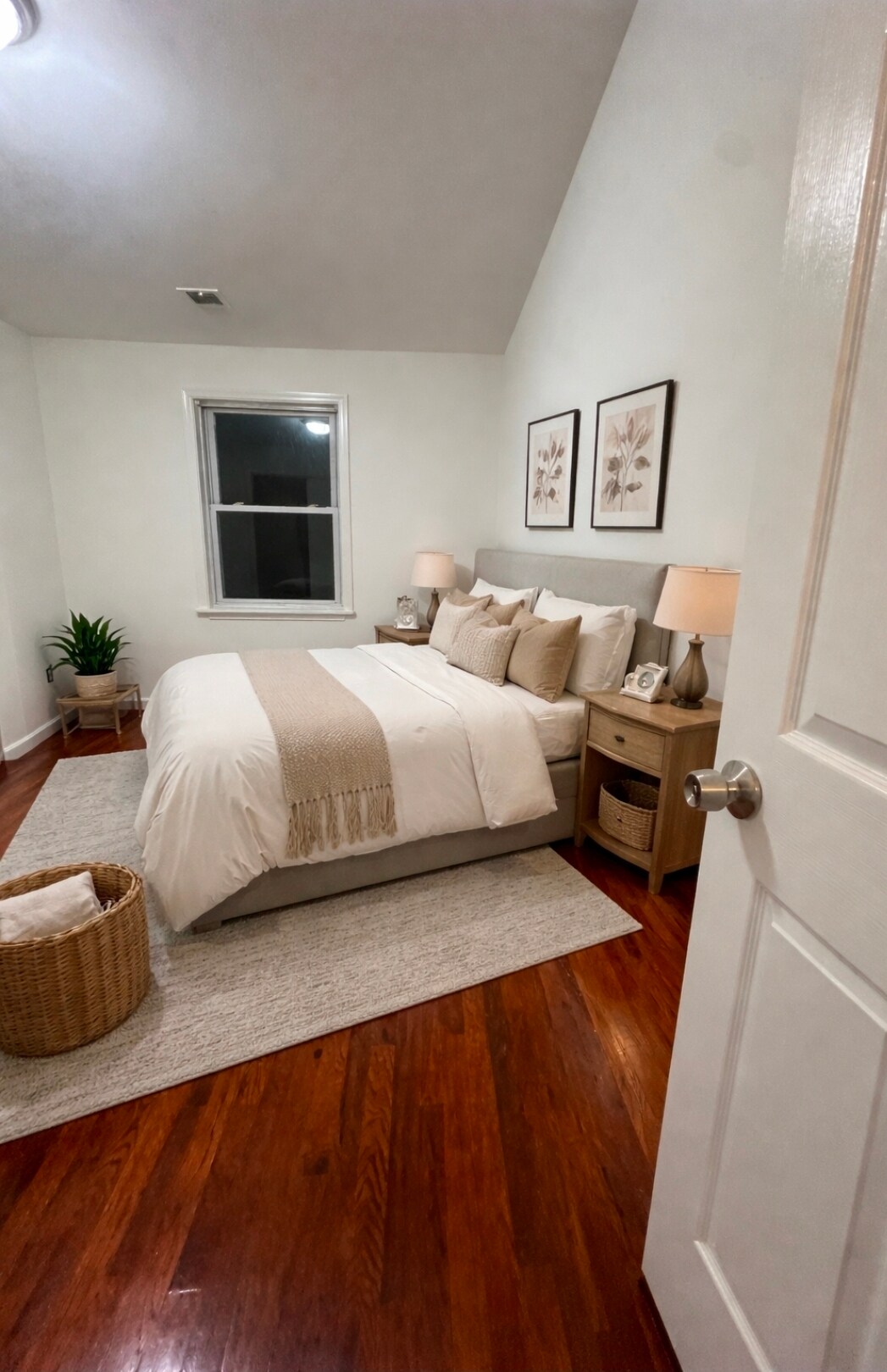 Virtually Staged - 1025 Lafayette St