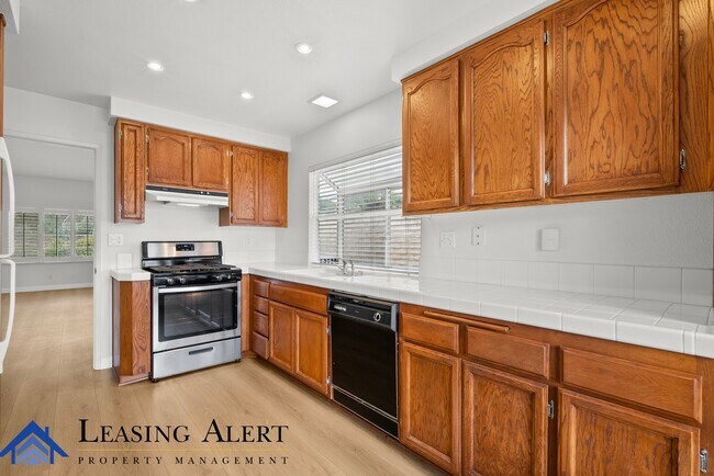Building Photo - 23459 W Riversbridge Way