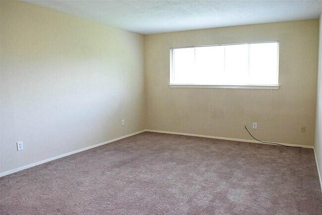 Building Photo - 4406 Owens Creek Ln