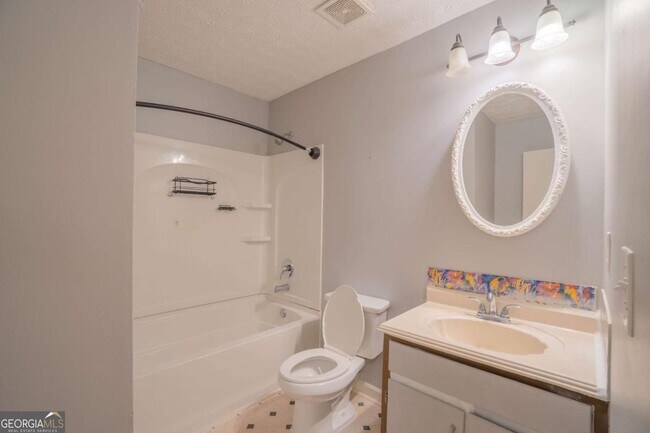 Building Photo - 888 Shiloh Ridge Run NW