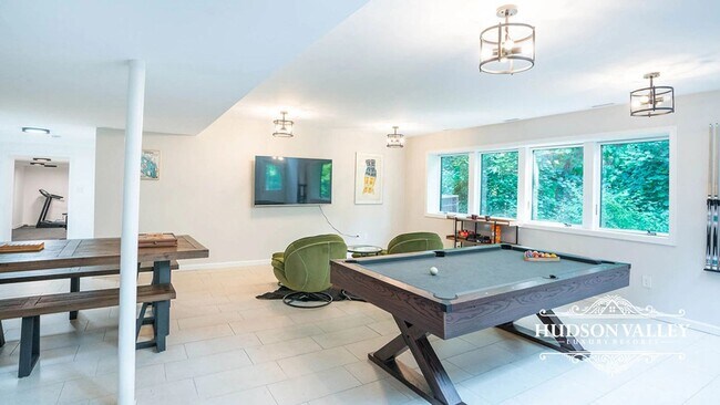 Building Photo - Soleil – 7-Bedroom, 7-Bathroom Luxury Esta...