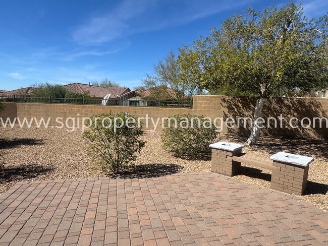 Building Photo - 39826 N Mill Creek Ct