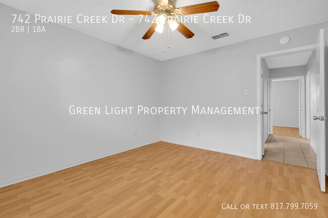 Building Photo - 742 Prairie Creek Dr