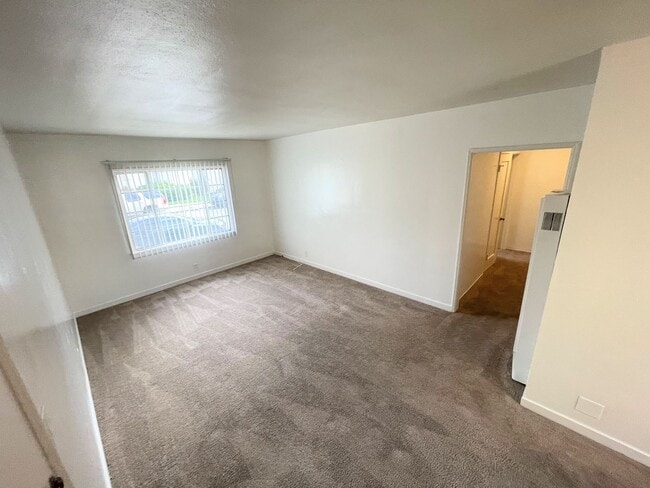 Primary Photo - Cute Leimert Park 1bd/1ba unit with parkin...