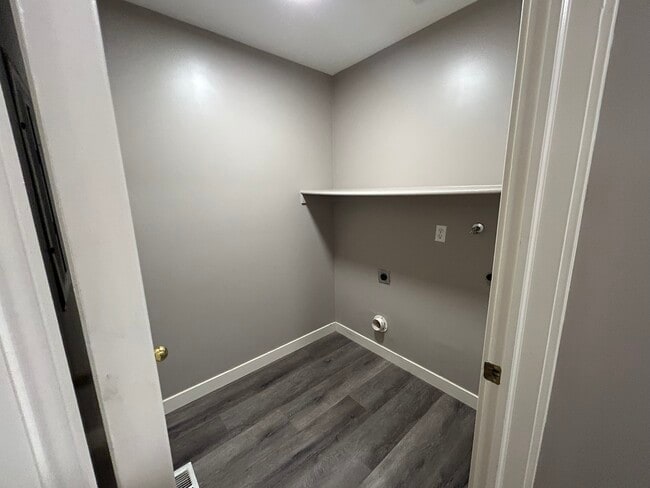 Building Photo - 2243 Sugar Factory Rd