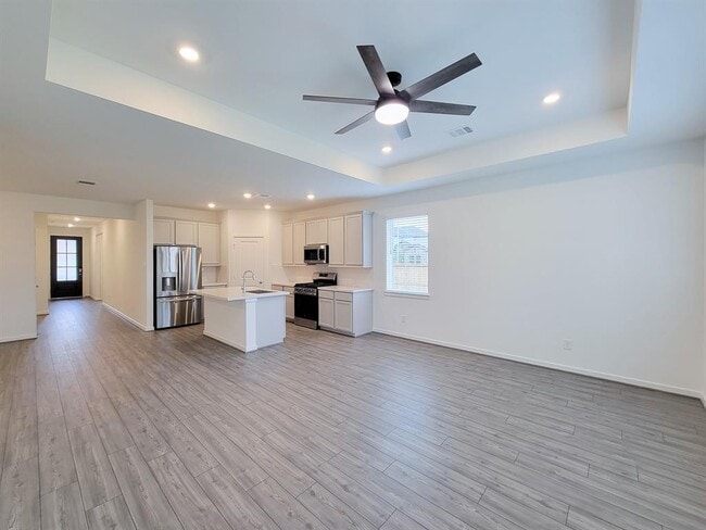 Building Photo - 9742 Rialto Hts Dr