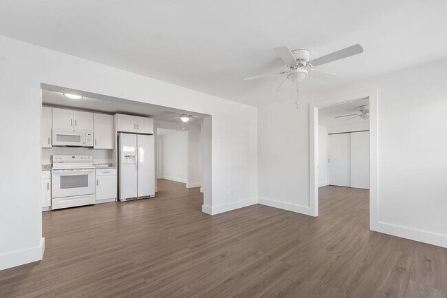Building Photo - 4317 Birdwood St