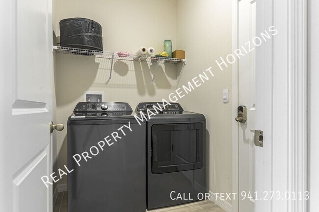 Building Photo - 3637 Turning Tides Ter