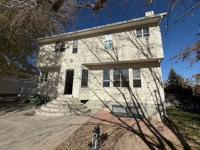 Primary Photo - Beautifully Updated Home in South Jordan!