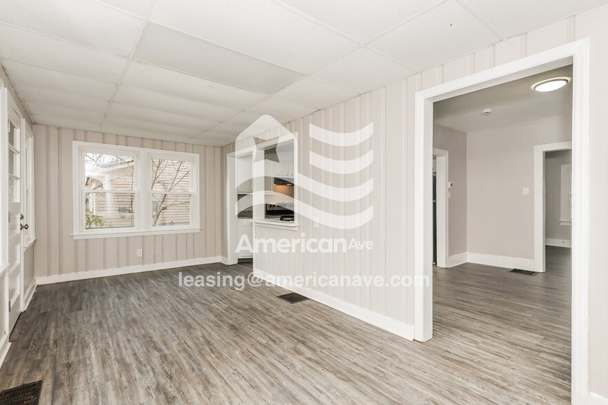 Building Photo - 736 McCleary Ave