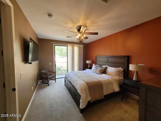 Building Photo - 17020 E Kiwanis Dr