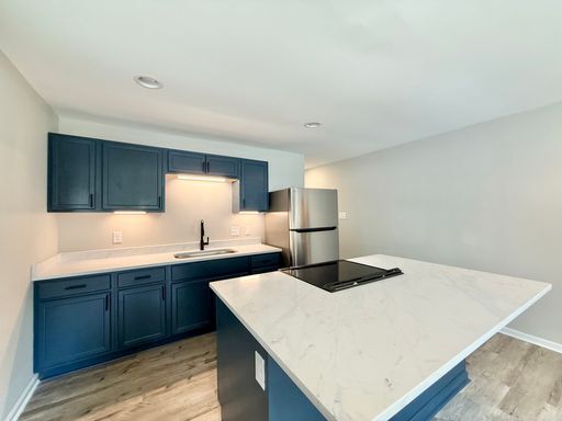 Building Photo - **OFFERING REFUNDABLE APPLICATION FEES** Newly Remodeled 2BD, 1BA Durham Duplex Walking Distance ...