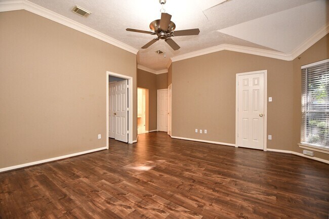 Building Photo - 1215 Wood Haven Ct