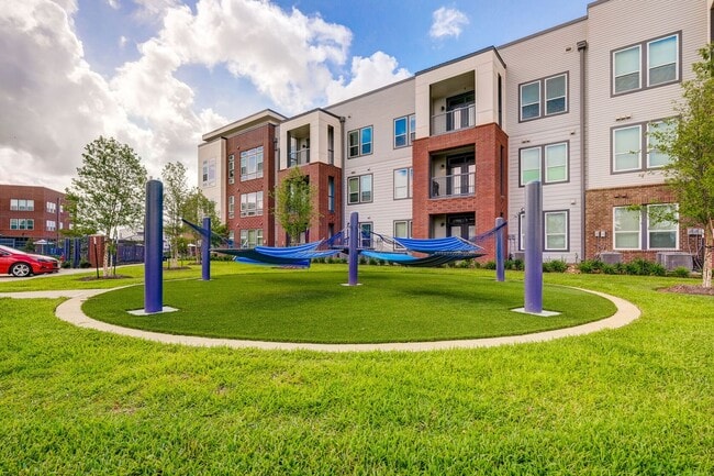 Building Photo - 800 N FM 3083 Rd E