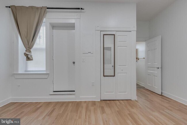 Building Photo - 1113 N Calvert St