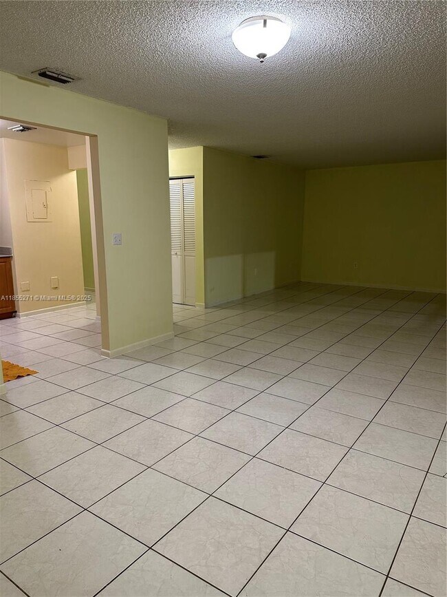 Building Photo - 14907 SW 80th St