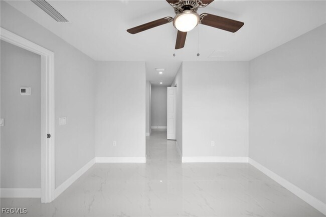 Building Photo - 1829 NW 7th Pl