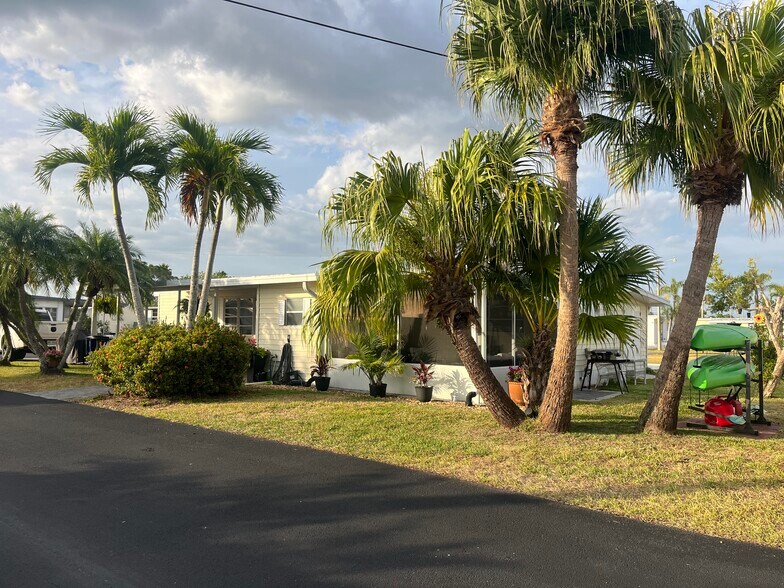 Building Photo - 149 Orange Harbor Dr
