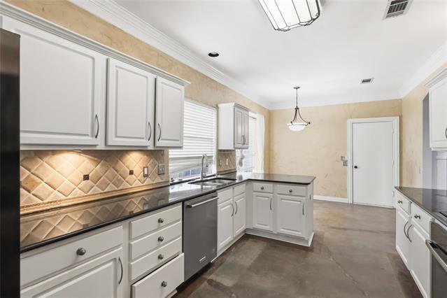 Building Photo - 3301 Patriot Dr