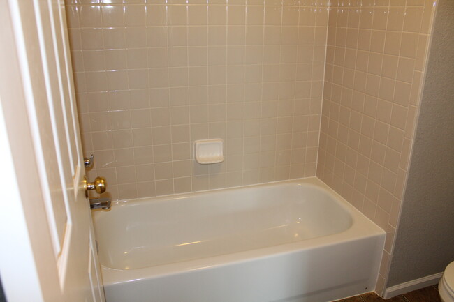 Bathroom 2 - 216 Whitehaven Cir