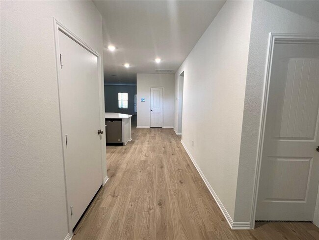 Building Photo - 2724 Indian Clover Trl