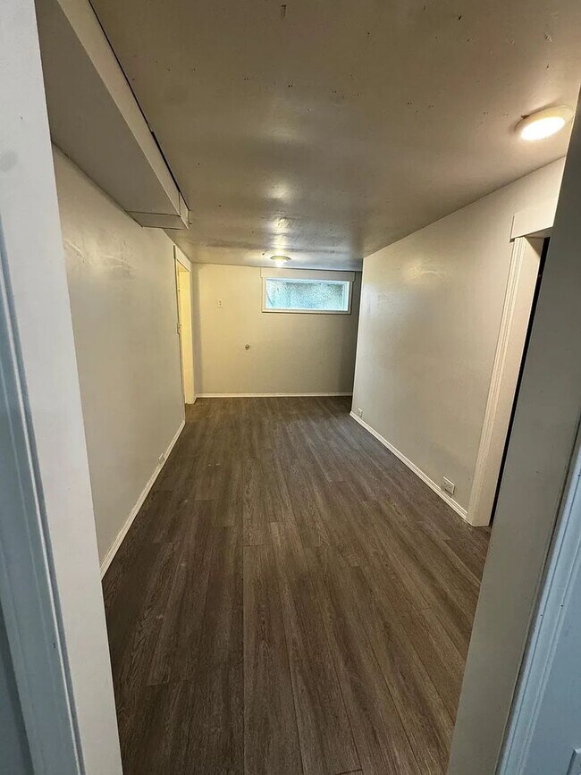 Building Photo - 9222 35th Ave SW
