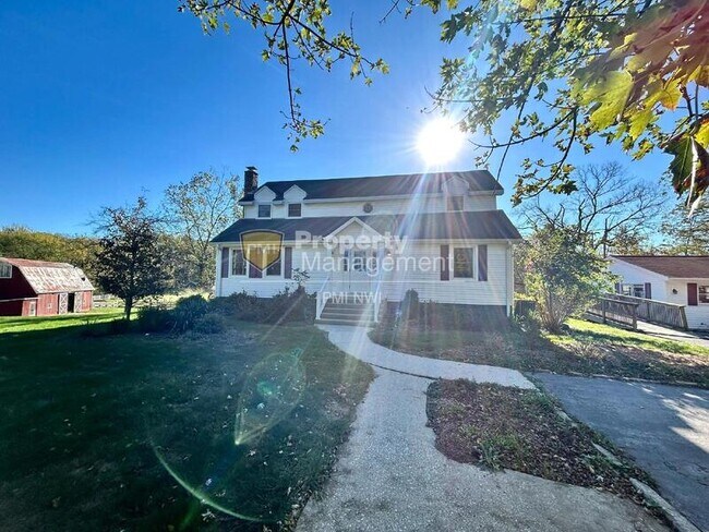 Building Photo - 12419 Cedar Lake Rd