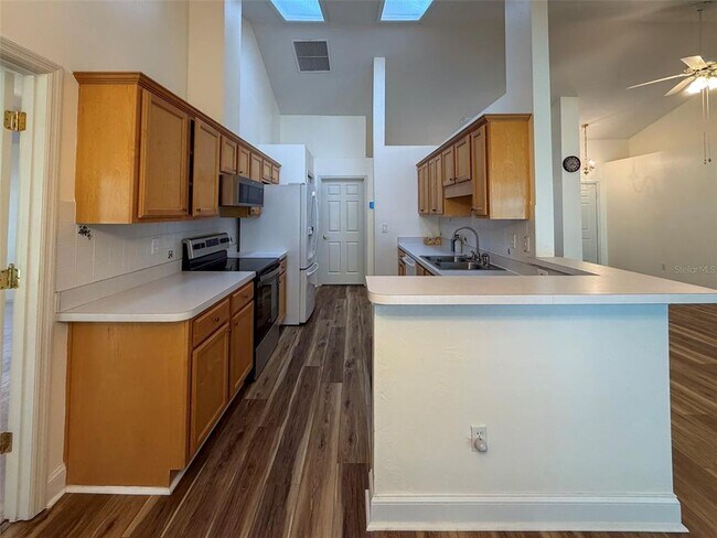 Building Photo - 9232 NW 17th Pl