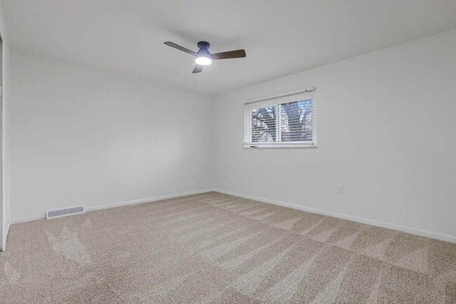 Building Photo - 6400 Firethorn Ave