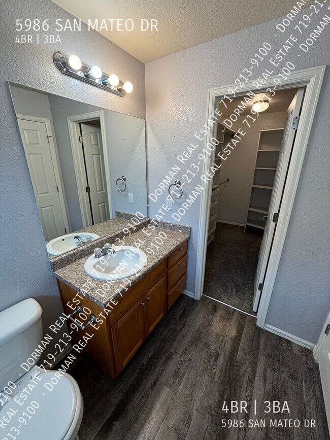 Building Photo - 5986 San Mateo Dr