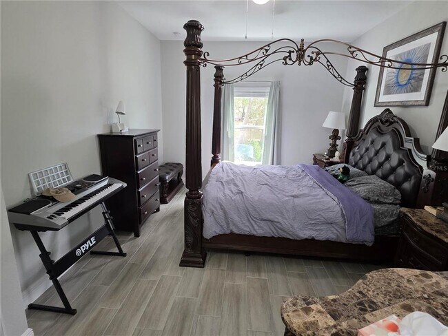 Building Photo - 1013 Doyle Rd