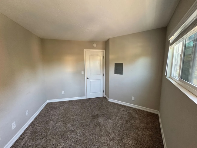 Building Photo - 6755 Mission Gorge Rd