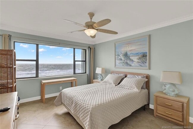 Building Photo - 9490 S Ocean Dr