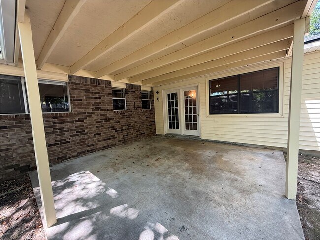 Building Photo - 2892 N Peg Ln