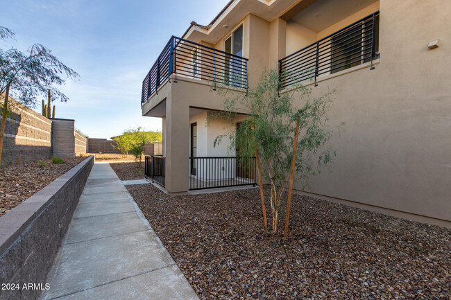 Building Photo - 2121 Sonoran Desert Dr