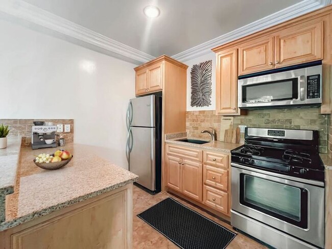 Building Photo - Upgraded 3 Bed / 2 Bath on Fire Mountain