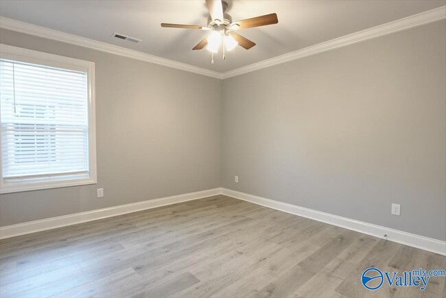 Building Photo - 26480 Naomi Wy