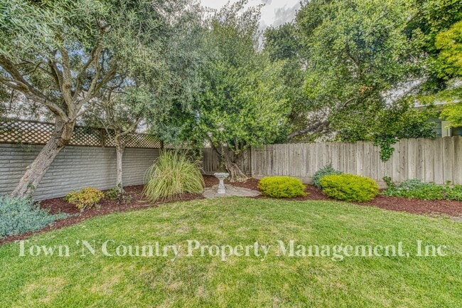 Building Photo - Charming 2BR/1BA Home in South Salinas!