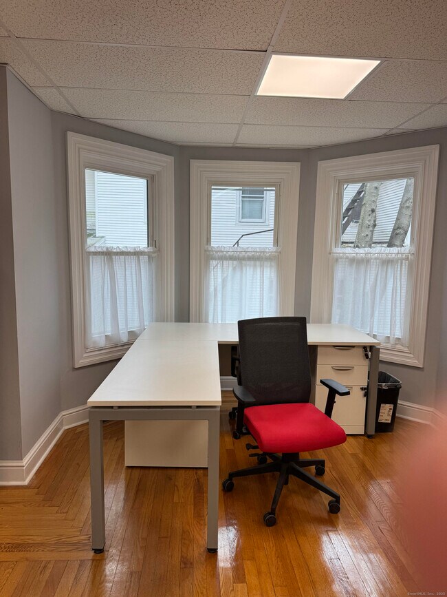 Building Photo - 211 Montowese St