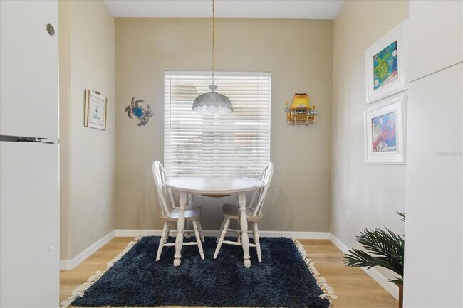 Building Photo - 9320 Clubside Cir