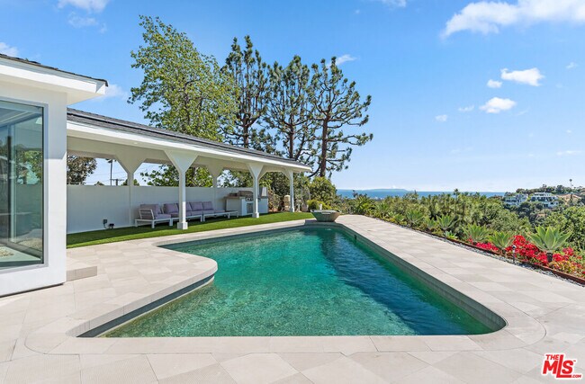 Building Photo - 849 Glenmere Way