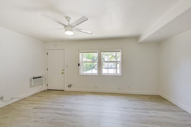 Building Photo - 143 Alma St