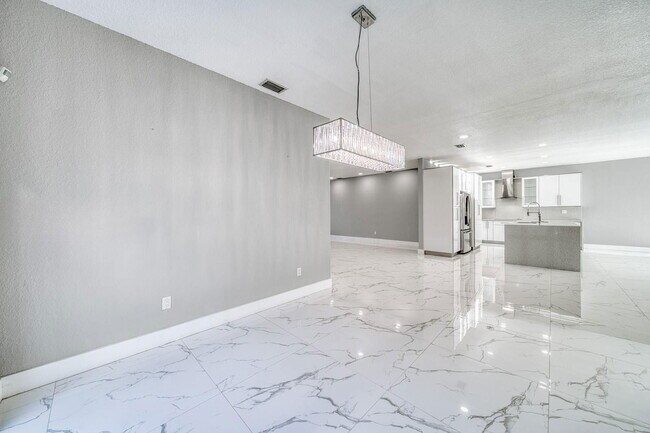 Building Photo - 14803 NW 87th Pl