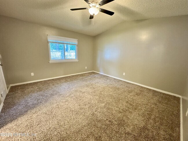 Building Photo - 3625 Lumberjack Way