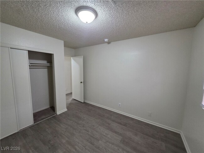 Building Photo - 3214 Anacapa Way