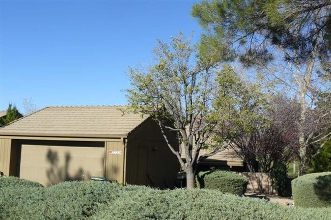 Building Photo - 3 Bedroom Condo on Antelope Hills Golf Course ~ North Prescott