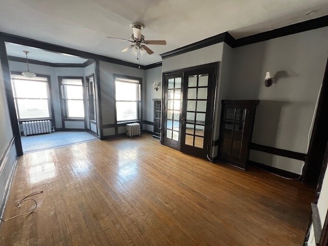 Building Photo - 813 W Cornelia Ave