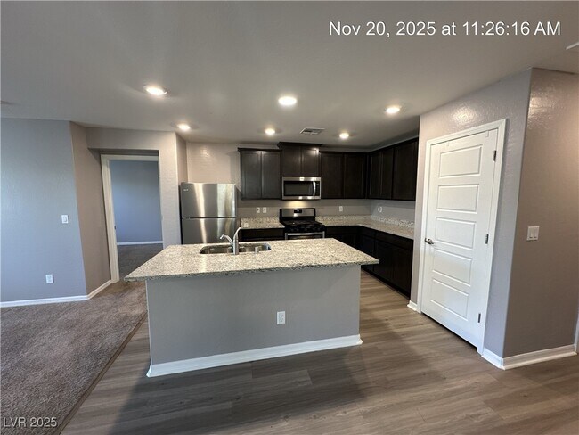 Building Photo - 4924 Eterno St