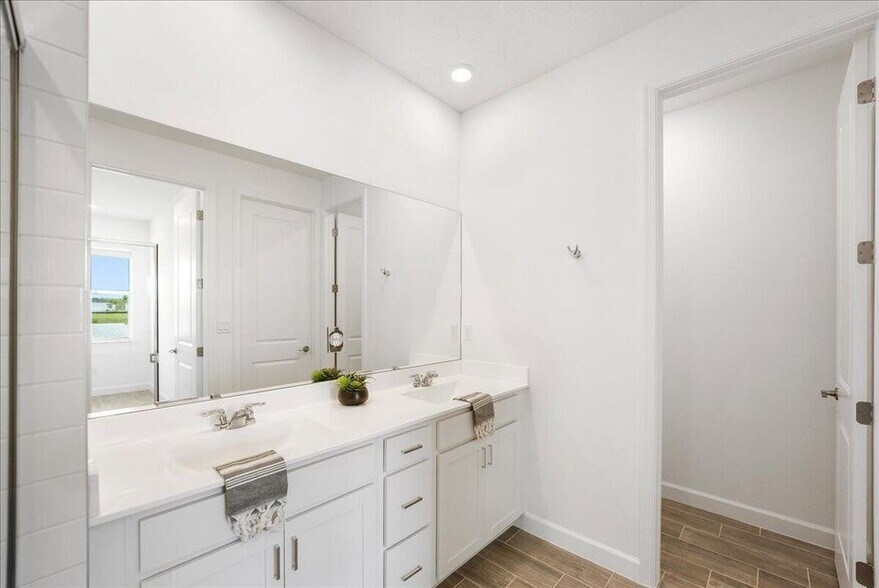 Building Photo - 3526 Angler Dr