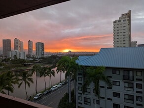 Building Photo - 454 Namahana St